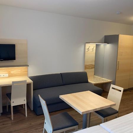 Florianihof Otel Miesenbach  Dış mekan fotoğraf