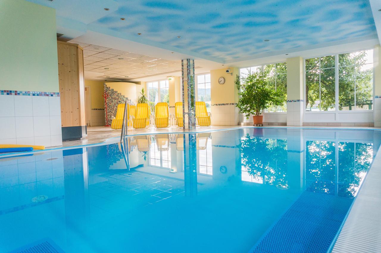 Florianihof Otel Miesenbach  Dış mekan fotoğraf